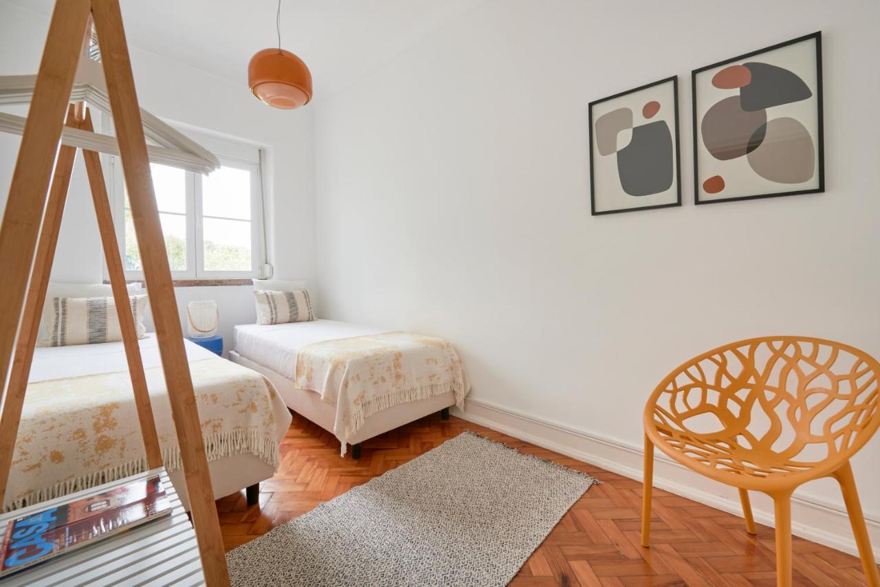 Light-Filled & Renovated Apartment, By Timecooler Lisboa Eksteriør bilde